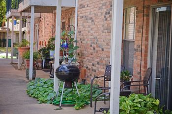 Patios/ balconies