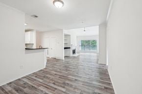 Atlanta apartment for rent - Entrance view of  kitchen and living area.