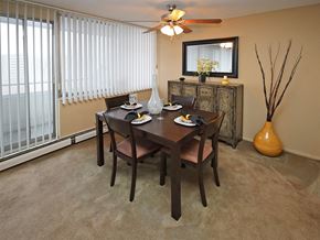 Euclid apartment for rent - 2 Bedroom 1 Bath Model Suite Dining Area at Harbor Crest Apartments, Euclid, OH, 44123