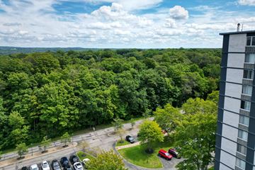 Mayfield Heights apartment for rent - Community Exterior at Gates Mills Place Apartments, Mayfield Heights, OH 44124