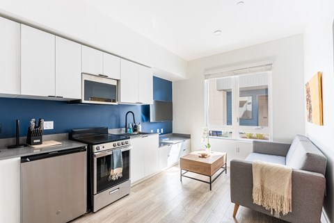 Floor plan for studio, 1 bath, 320 sqft