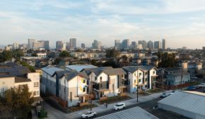 Oakland apartment for rent - ArtHaus Chestnut