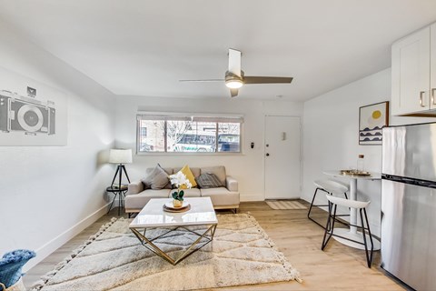 Floor plan for 1 bed, 1 bath, 450 sqft
