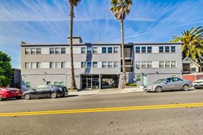 Oakland apartment for rent - Exterior