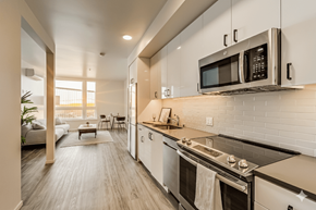 Oakland apartment for rent - Unit Interiors