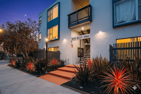 Oakland apartment for rent - Exterior Building