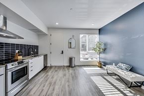 Oakland apartment for rent - ArtHaus Six
