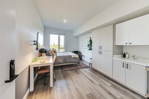 Floor plan for 2 beds, 2 baths, 735 sqft