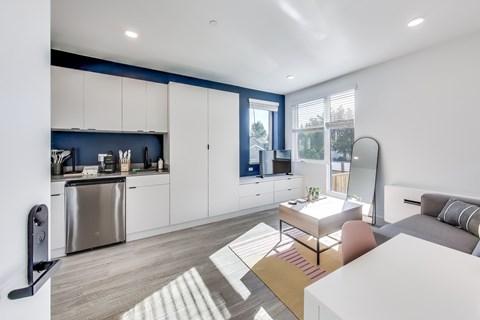 Floor plan for studio, 1 bath, 350 sqft