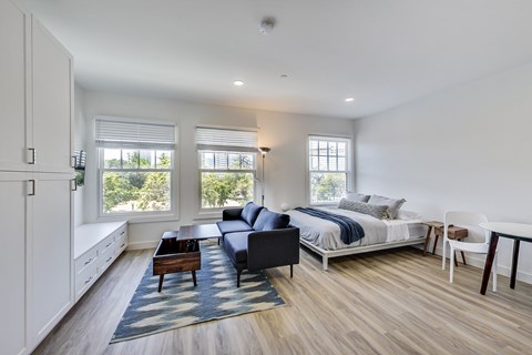 Floor plan for studio, 1 bath, 426 sqft