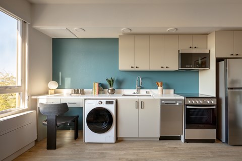 Floor plan for studio, 1 bath, 390 sqft