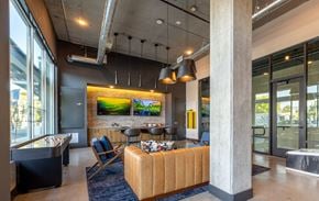 Oakland apartment for rent - Clubroom with lounge seating