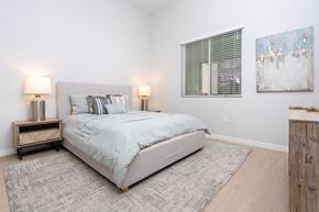 Ontario apartment for rent - Bedroom with bed and window