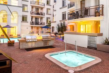 Jacuzzi with bbq grills
