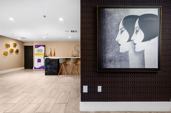 Business and living lounge