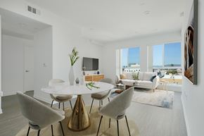 Los Angeles apartment for rent - Dining Room at 422 South Lake, Los Angeles California  