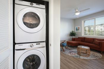 Washer/dryer in residence