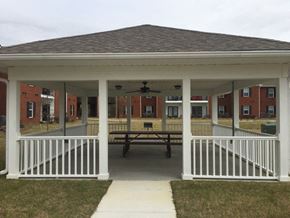 Chatsworth apartment for rent - Abbie Lane Park