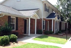 Travelers Rest apartment for rent - Holly Springs
