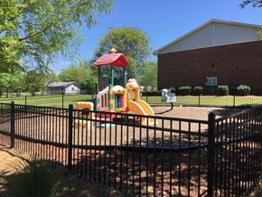 Laurens apartment for rent - Summercrest Apartment Building