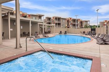 The swimming pool at the residence inn