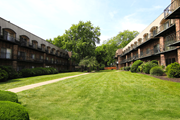 Kansas City apartment for rent - A grassy area in front of apartment buildings.
