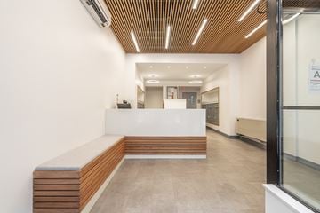 Manhattan triplex for rent - 321 East 22nd Street