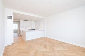 Boston apartment for rent - a kitchen and dining area in a 555 waverly unit