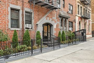 Brooklyn apartment for rent - 40 Linden Boulevard