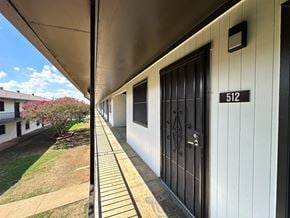 Forth Worth apartment for rent - Side view of exterior