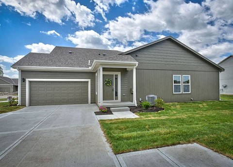 Floor plan for 3 beds, 2.5 baths, 1530 sqft