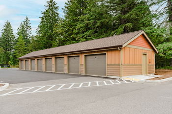 Garages and carport