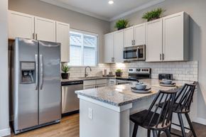 Fort Worth apartment for rent - Horizon at Ridgeview Model Kitchen