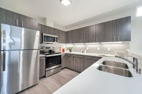 Vancouver apartment for rent - 192nd West Lofts Model Kitchen