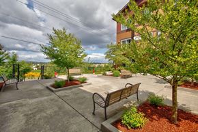 Gresham apartment for rent - Courtyard showing beautiful landscaping at Springwater Crossing apartments in Gresham, Oregon 97030