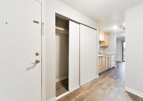 Seattle apartment for rent - Beacon View Apartments Hallway Closet
