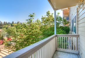Federal Way apartment for rent - Bayview Apartment Homes Balcony