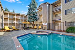 Federal Way apartment for rent - Bayview Apartment Homes Pool and Spa Area
