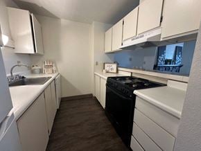Kennewick apartment for rent - Clearwater Square Apartments in Kennewick, Washington Kitchen