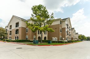Houston apartment for rent - The Catania Apartments Exterior Building