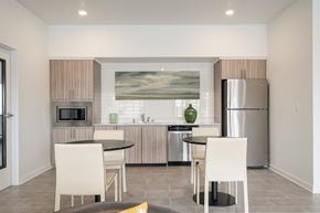 Walla Walla apartment for rent - Modern Kitchen at Mill Creek, Walla Walla, WA