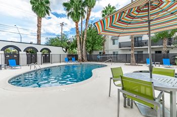 Refreshing pool