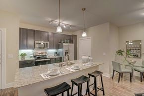 Conroe apartment for rent - Harpers Retreat Model Kitchen with Island