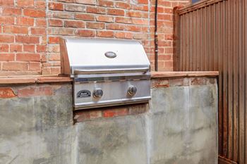Bbq gas grills & patio resident lounge