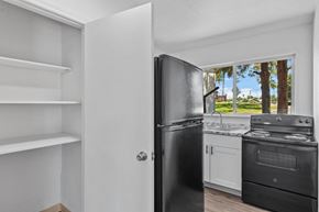 Walla Walla apartment for rent - Creekside Apartments Kitchen