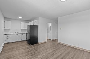 Walla Walla apartment for rent - Creekside Apartments Kitchen and Living Room