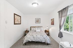 Springfield apartment for rent - Jenna Village Apartments in Springfield, Oregon Model Bedroom