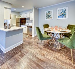 Austin apartment for rent - Retreat at Barton Creek Apartments Model Dining Room