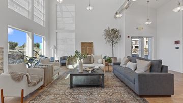Richland apartment for rent - a living room with couches and a coffee table