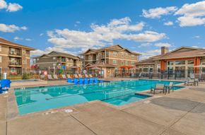 Redmond apartment for rent - RedPoint Apartments Pool with Lounge Chairs